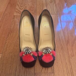 Christian Louboutin Women's Black and Pink Embellished Heels